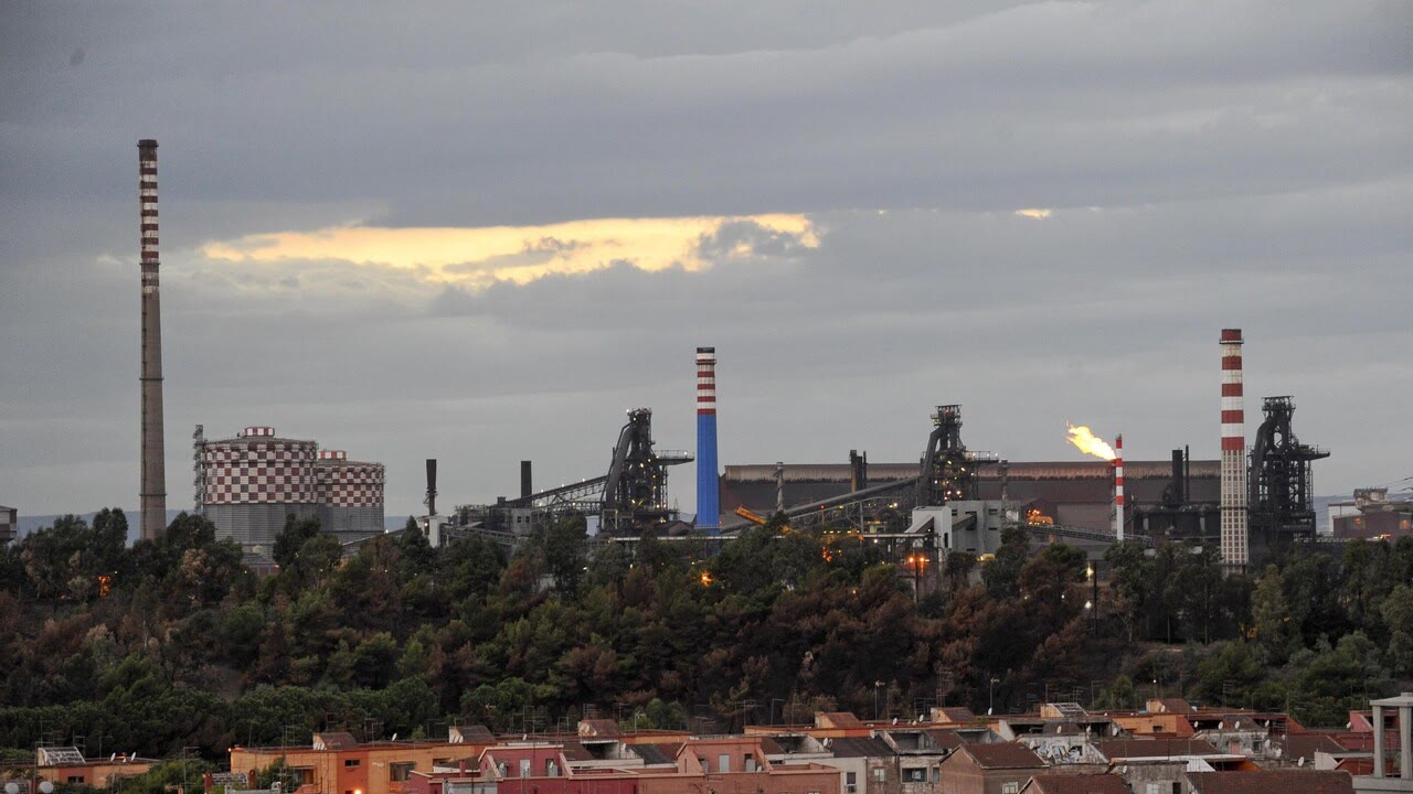 Ex Ilva, i legali dei cittadini: «perdita impianto non paragonabile a perdita vite»