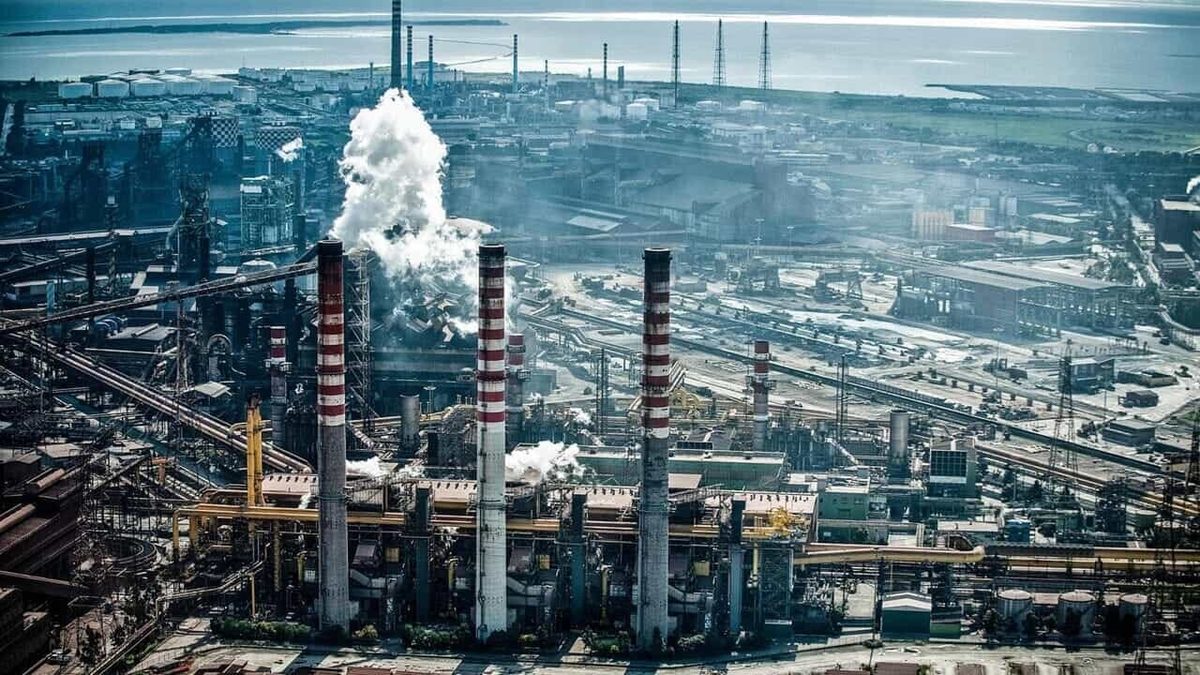 La salute prevale sui conti: la Corte di Milano respinge il ricorso dell’ex Ilva e ordina lo stop dell’area a caldo