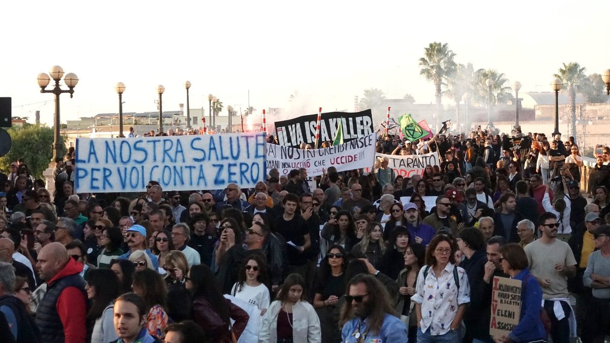 Le reazioni sui social. Le associazioni: “Taranto è libera”. L’avvocato Amenduni: “Una sentenza epocale”